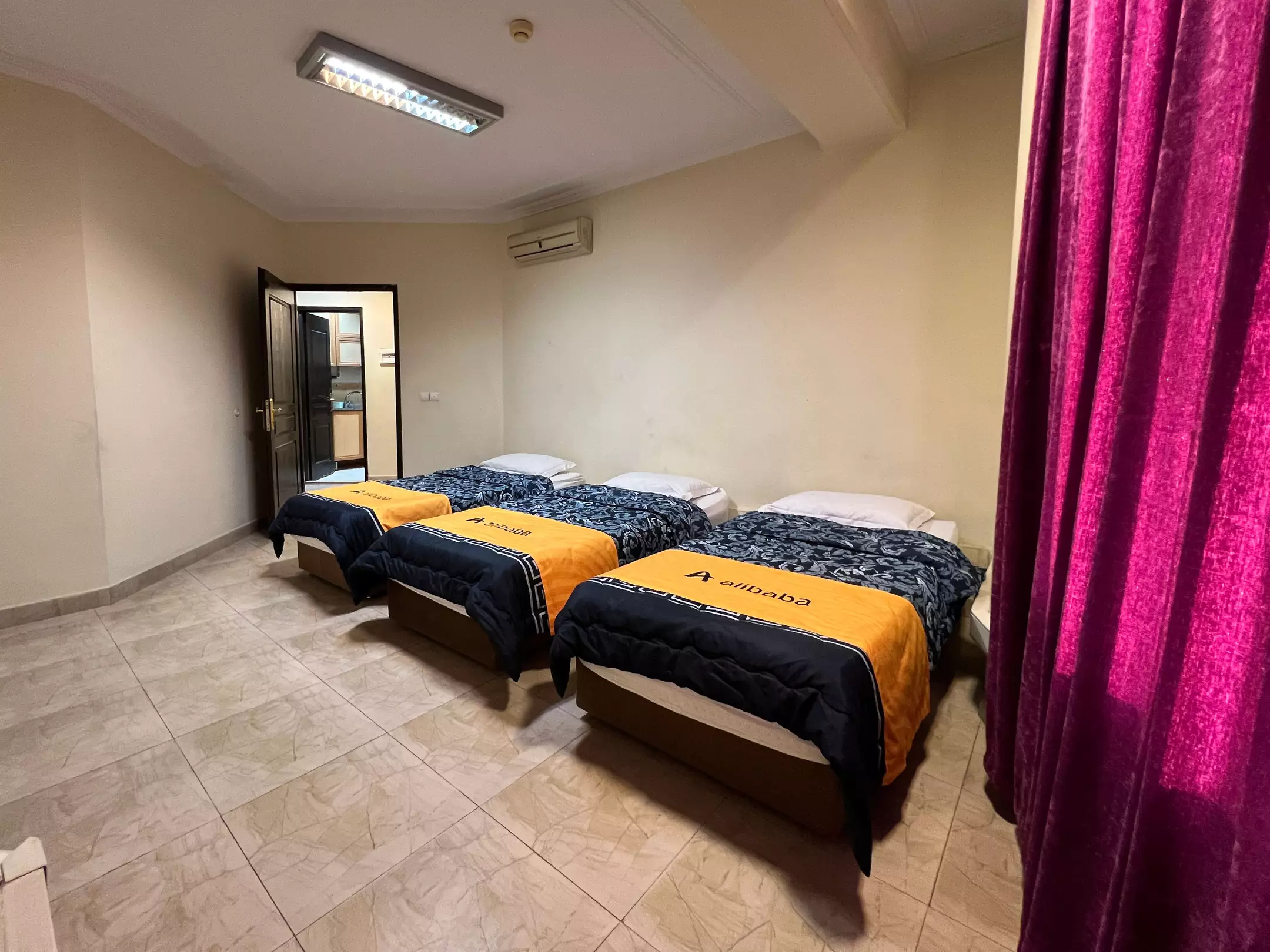 Alibaba https://cdn.alibaba.ir/ostorage/hotel-accommodation-images/696779d76b43e2b9afa3bdea_08- آتا- سوئیت 3خوابه (7).webp
